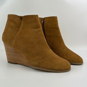 Susina size 10 genuine leather wedges